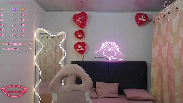 palmerfox tay online show from 24, 2, 2025