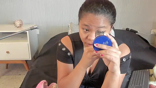 yeikafoxy online show from 7, 1, 2026