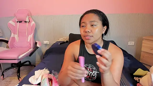 yeikafoxy online show from 27, 11, 2025