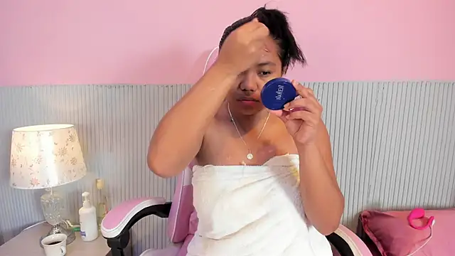 yeikafoxy online show from 30, 10, 2025