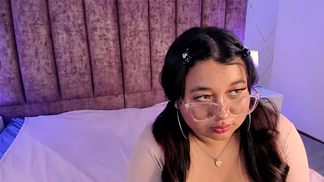 Snapshot of Charlotte_Baker19 chatting on 30, 1, 2025 Charlotte Baker19 online show from 30, 1, 2025