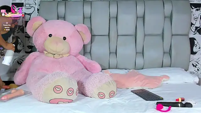 LucyRosse online show from 10, 3, 2025