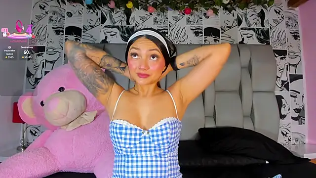 LucyRosse online show from 14, 12, 2025