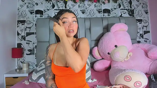 LucyRosse online show from 19, 4, 2026