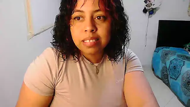 alexandraluv online show from 5, 12, 2025