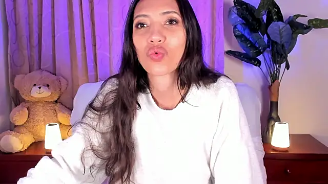 Miss veronicaa2 online show from 18, 2, 2026