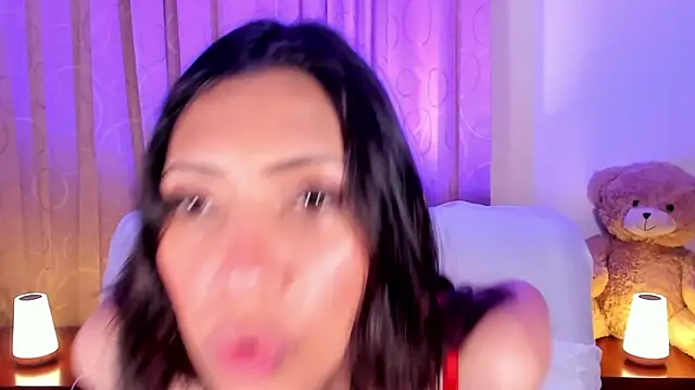 Miss veronicaa2 online show from 11, 2, 2026