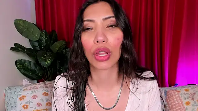 Miss veronicaa2 online show from 18, 12, 2025