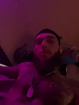 cruz815 online show from 28, 2, 2025