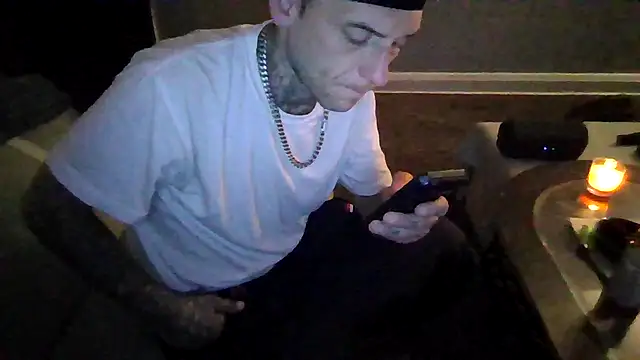 cruz815 online show from 18, 11, 2025