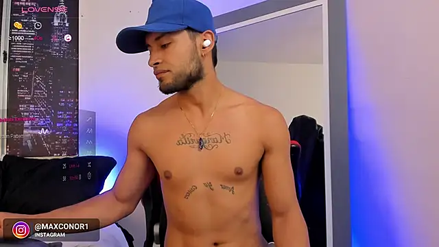 Max Conor1 online show from 13, 2, 2025