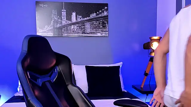 Max Conor1 online show from 11, 9, 2025