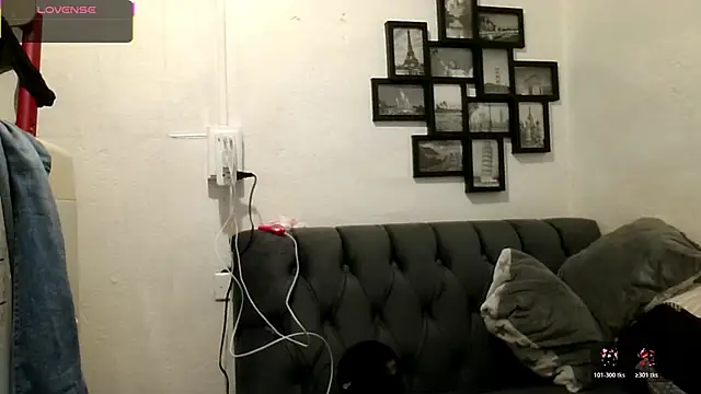 MirandaLatinaLovely online show from 25, 11, 2025