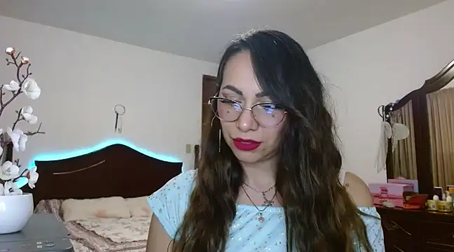 AloLovely  online show from 26, 2, 2025