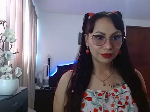 Snapshot of AloLovely_ chatting on 25, 3, 2026 AloLovely online show from 25, 3, 2026