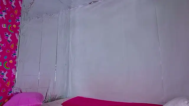 TwerkingCheerleader online show from 11, 1, 2026