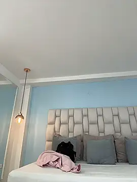 eva roseee online show from 9, 4, 2026