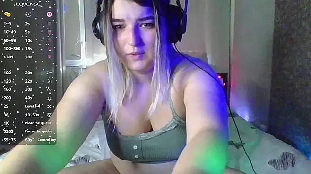 Snapshot of Jenny_Smit chatting on 17, 11, 2025 Jenny Smit online show from 17, 11, 2025