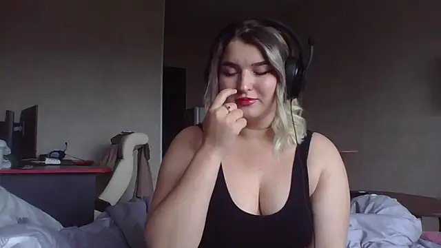 Snapshot of Jenny_Smit chatting on 29, 9, 2025 Jenny Smit online show from 29, 9, 2025