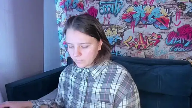 Jenny Jimmy online show from 14, 4, 2026