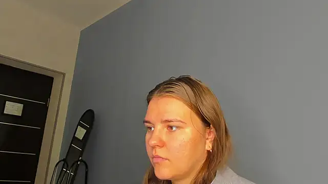 Jenny Jimmy online show from 2, 10, 2025