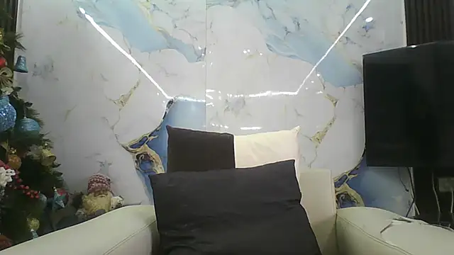 Aleen8067 online show from 16, 12, 2025