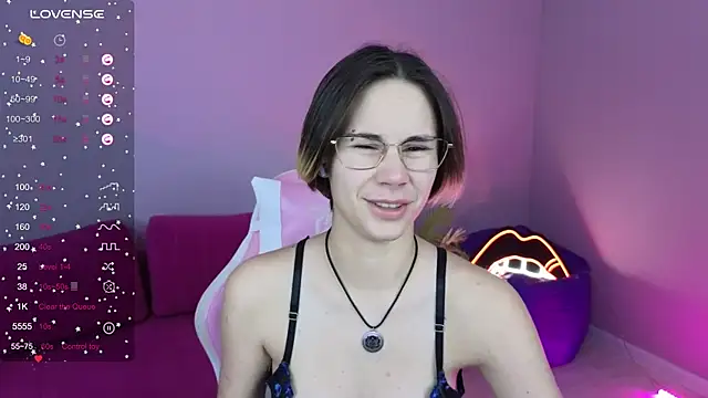 BettyCarter07 online show from 16, 11, 2025