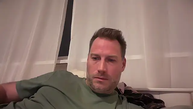 Christian87xxx online show from 1, 12, 2025