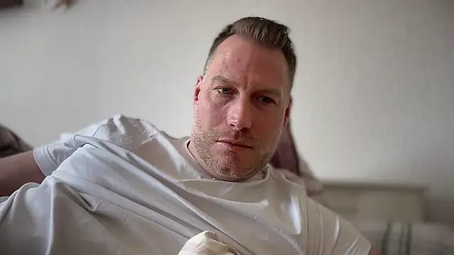 Christian87xxx online show from 2, 4, 2026