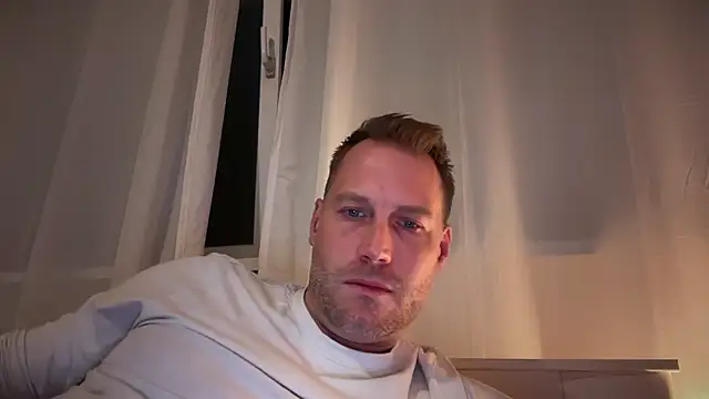 Christian87xxx online show from 26, 9, 2025