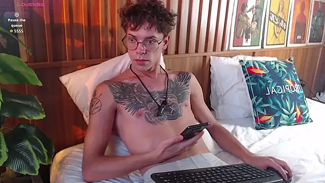 William Henry  online show from 14, 6, 2026