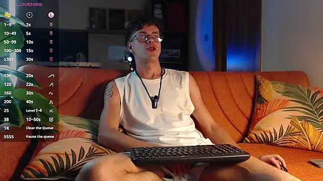 William Henry  online show from 25, 4, 2026