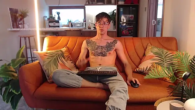 William Henry  online show from 19, 3, 2026