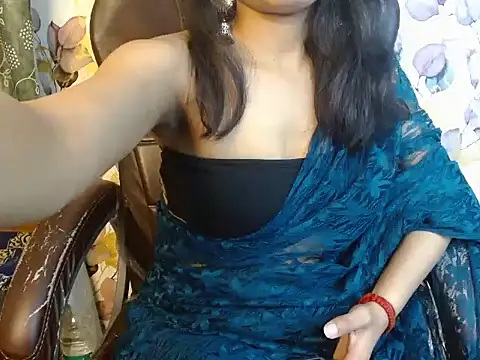 Fly Rashmi online show from 4, 3, 2025