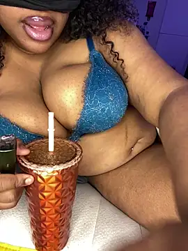 DaniJohnson online show from 20, 2, 2025