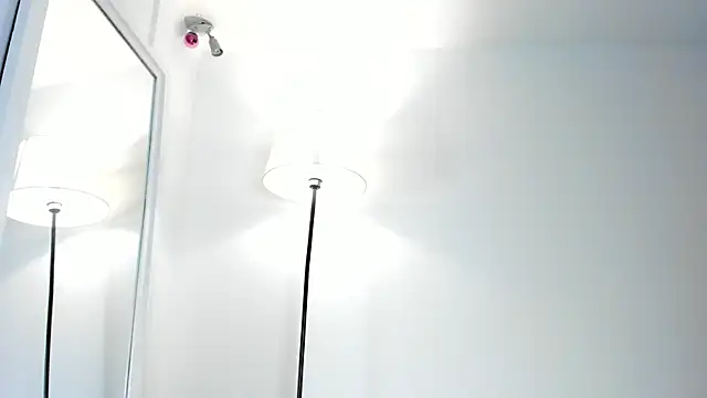 AlannaRussell  online show from 21, 2, 2025