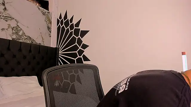 marcuscollins1  online show from 3, 4, 2026