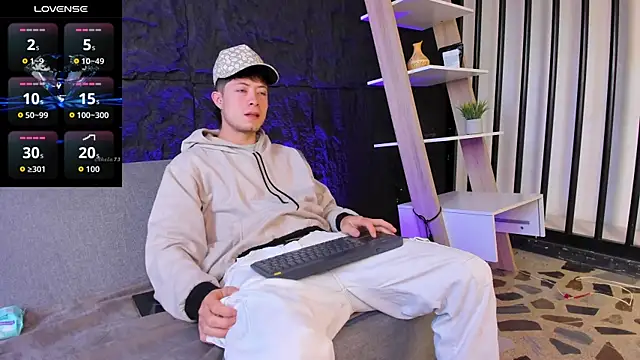 marcuscollins1  online show from 3, 12, 2025