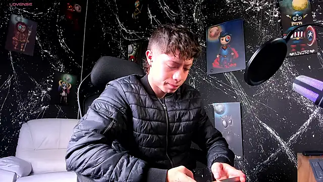 Snapshot of marcuscollins1_ chatting on 24, 2, 2025 marcuscollins1 online show from 24, 2, 2025