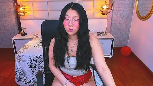 Nohemi louse online show from 6, 3, 2026