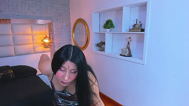 Nohemi louse online show from 12, 3, 2026