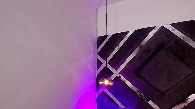 Snapshot of sara_lopee1 chatting on 3, 10, 2025 sara lopee1 online show from 3, 10, 2025