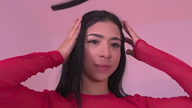 Snapshot of sara_lopee1 chatting on 15, 11, 2025 sara lopee1 online show from 15, 11, 2025