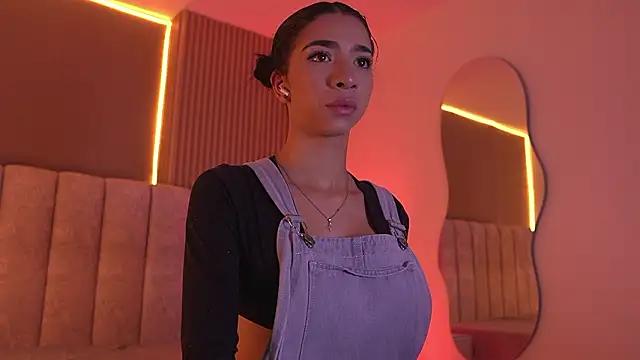 Snapshot of sara_lopee1 chatting on 26, 2, 2026 sara lopee1 online show from 26, 2, 2026