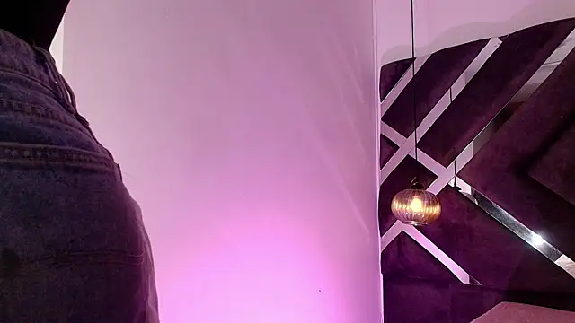 Snapshot of sara_lopee1 chatting on 16, 10, 2025 sara lopee1 online show from 16, 10, 2025