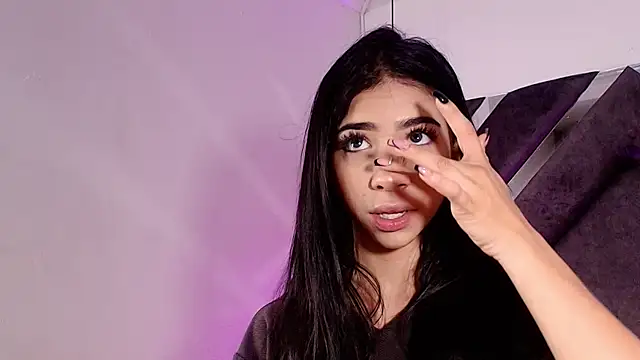 Snapshot of sara_lopee1 chatting on 29, 9, 2025 sara lopee1 online show from 29, 9, 2025