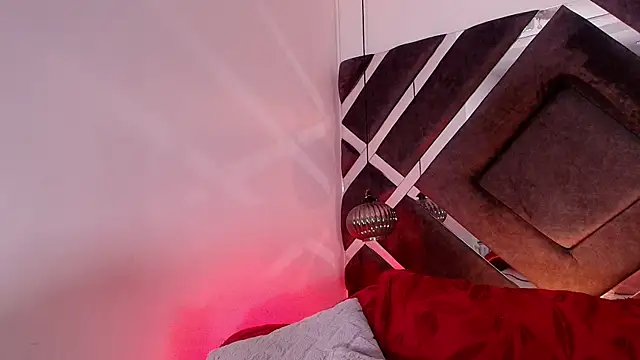 Snapshot of sara_lopee1 chatting on 29, 10, 2025 sara lopee1 online show from 29, 10, 2025