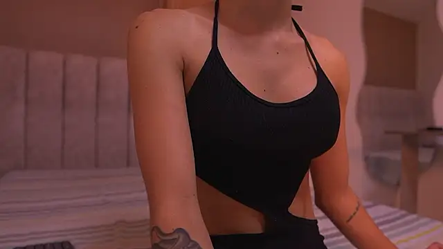 Snapshot of sara_lopee1 chatting on 16, 2, 2026 sara lopee1 online show from 16, 2, 2026