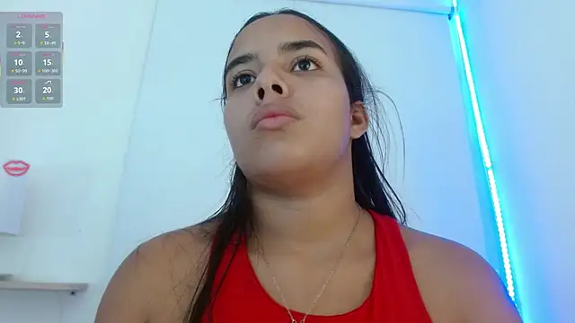 Roxy Stonee online show from 13, 10, 2025