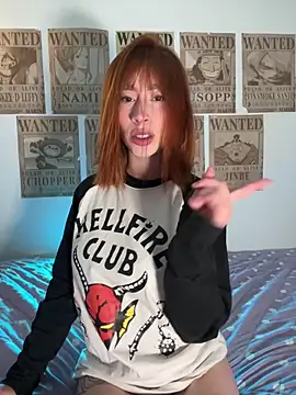 chloe rockss  online show from 6, 11, 2025